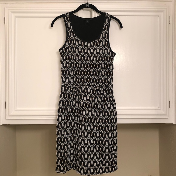 Banana Republic Dresses & Skirts - Banana Republic Knit Sleeveless Dress